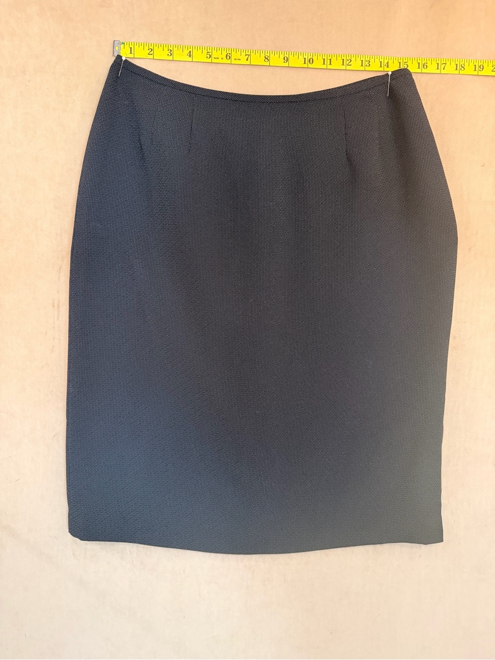 Kasper Black Textured Pencil Skirt